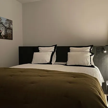 Апартаменты De Luxe & Design Au Centre De Avec Parking *